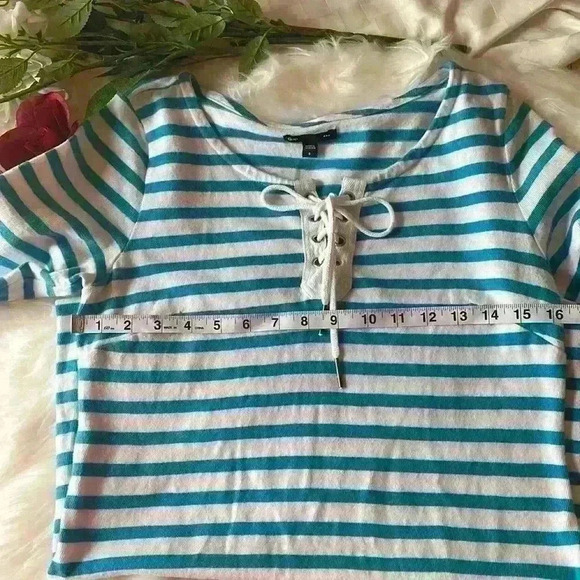 Gap light blue and white nautical dress size small - Picture 6 of 7